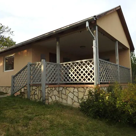 Akali Apartmán